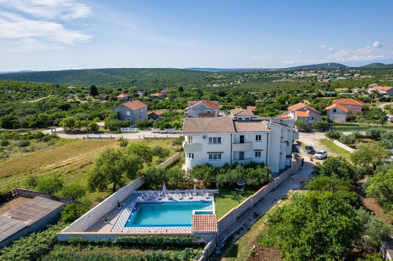 Apartman David S Bazenom Podusje Exterior photo